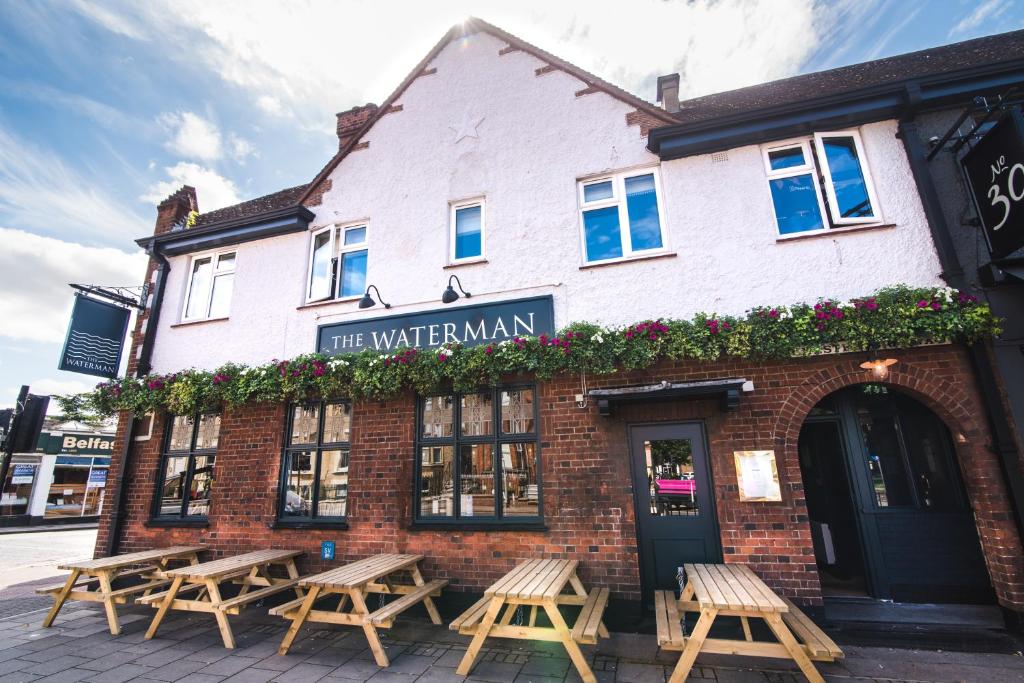 the waterman cambridge red brick building